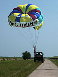 Parasailing - Fallschirm - Unimog